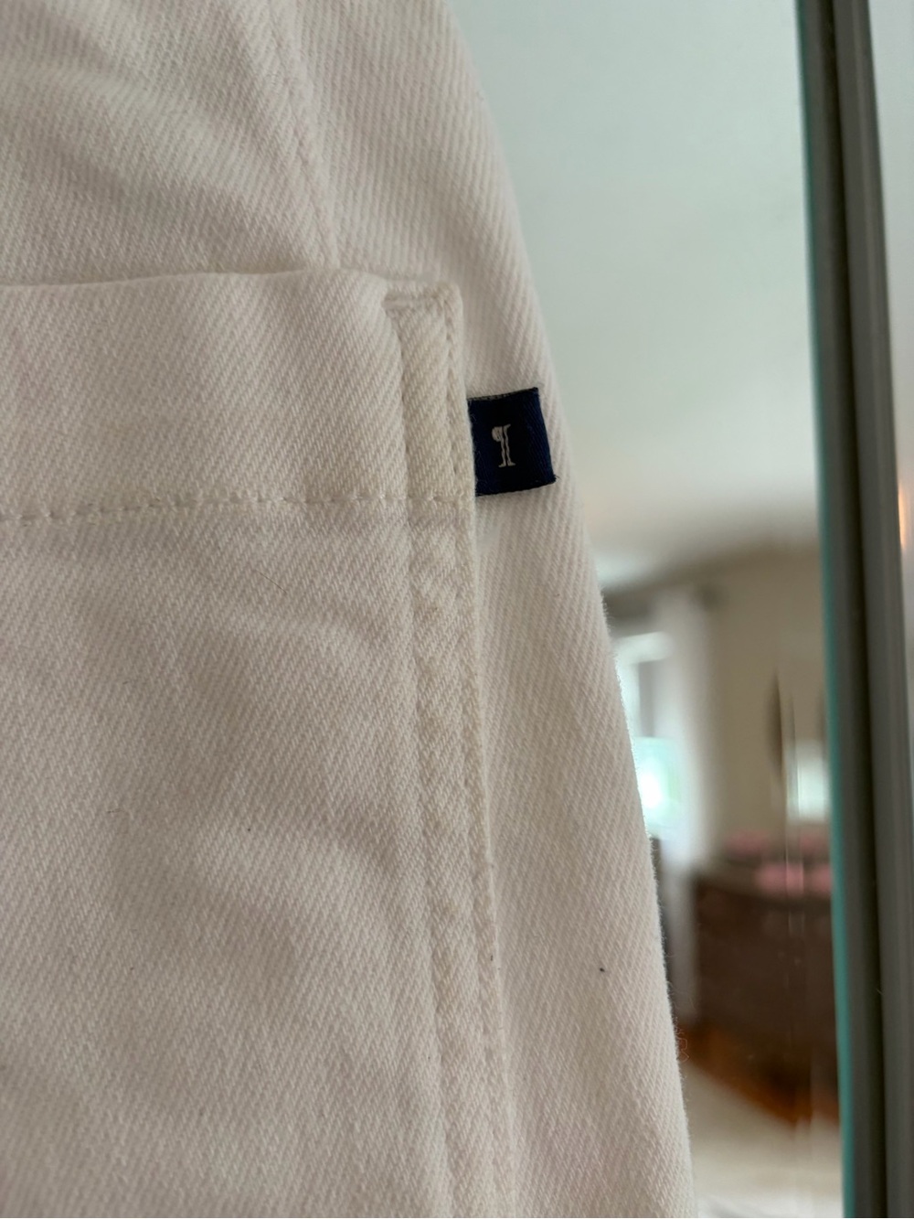 Pilcro white denim cropped jeans - Picture 4 of 4